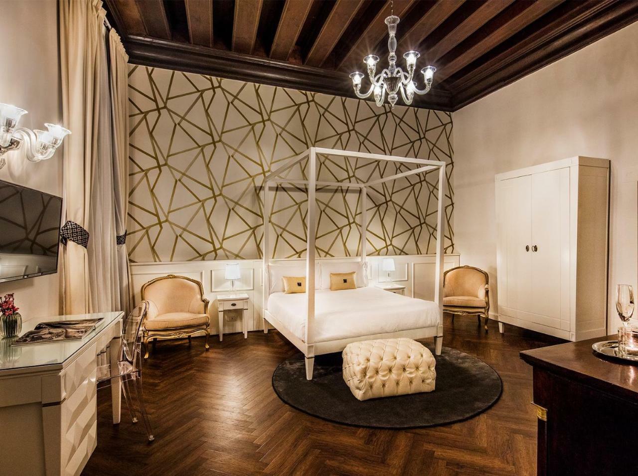 Axel - Adults Only Hotel